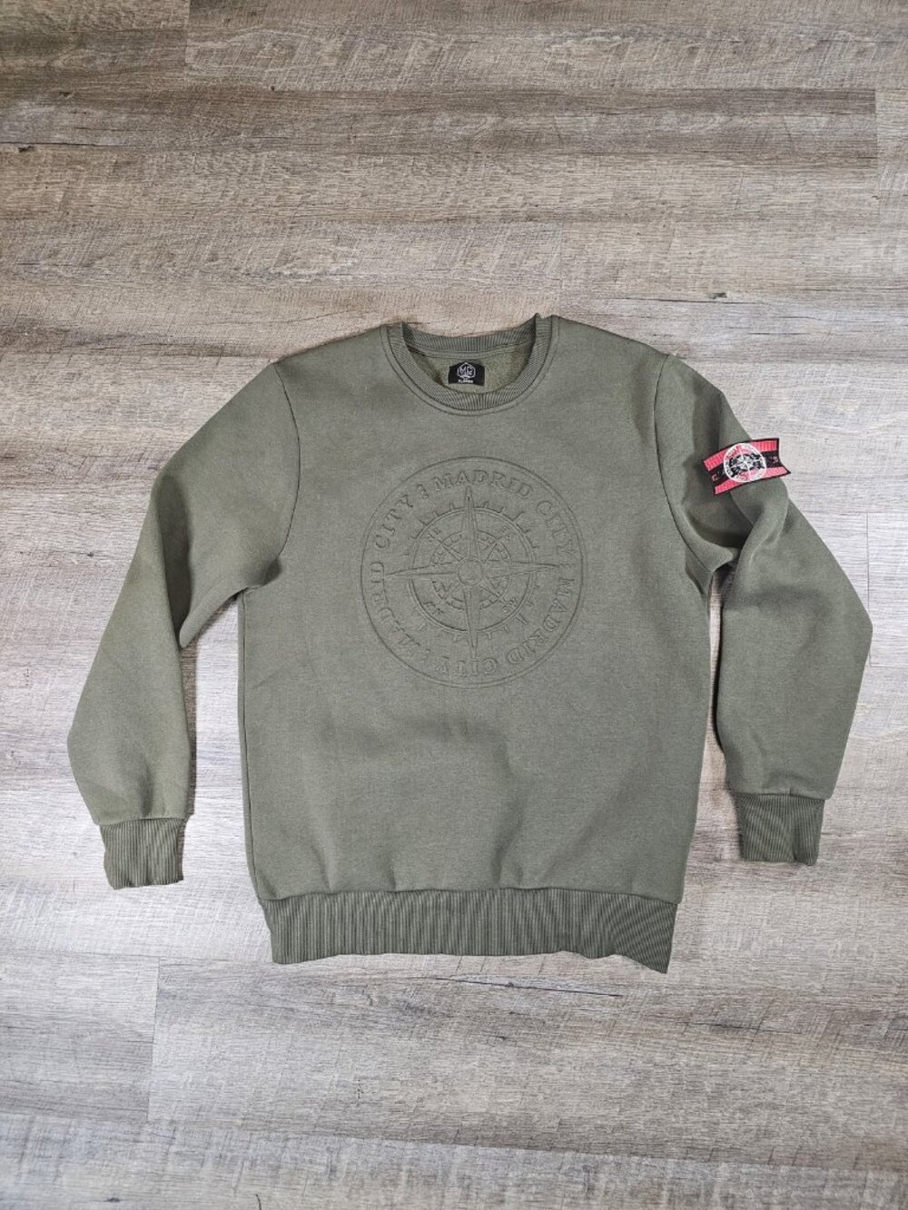 MD Madrid Designs Embossed Crewneck Sweatshirt Mens XL Olive Green